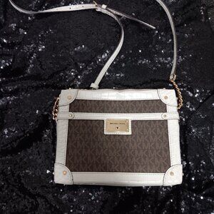 Michael Kors Crossbody Bag